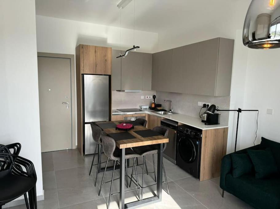 Limassol Beautiful Apartment Exteriör bild